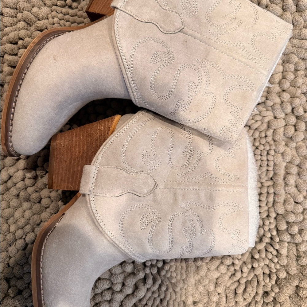 Very G Brown Suede Ankle Boot